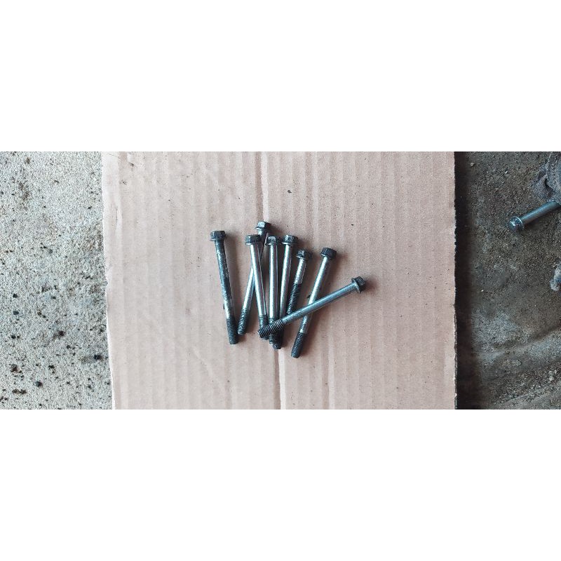 baut kalter mesin honda c70 c700 original