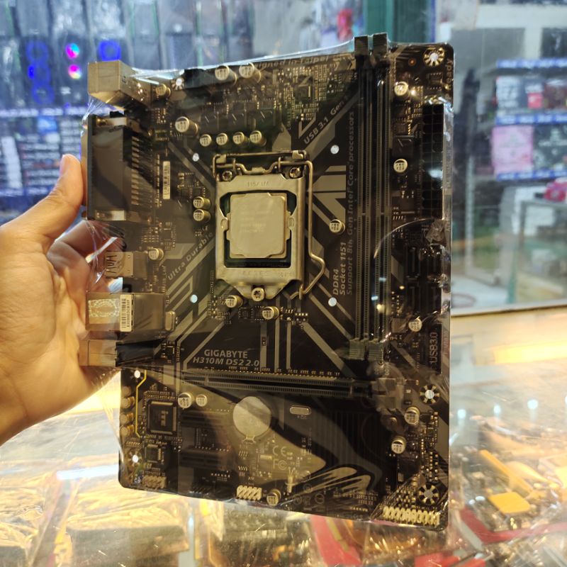 mobo H 310 Gigabyte + intel i3 8100