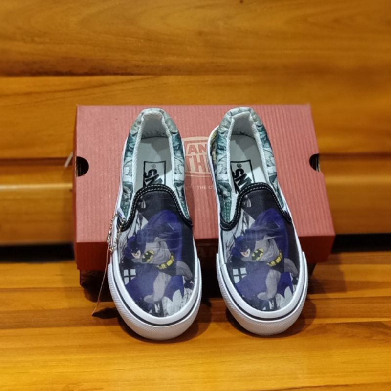 sepatu anak perempuan sepatu anak laki laki sepatu fashion anak sepatu baby Kiss balita sepatu slip on anak