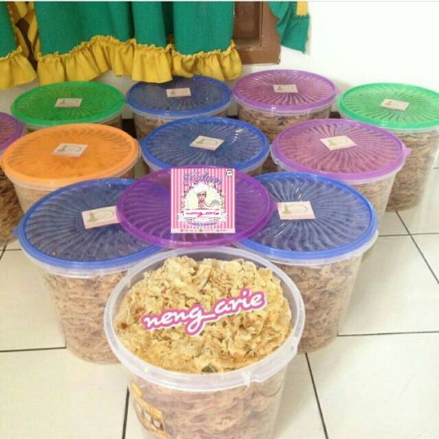 

peyek kacang / campur kacang-rebon kulinerneng_arie