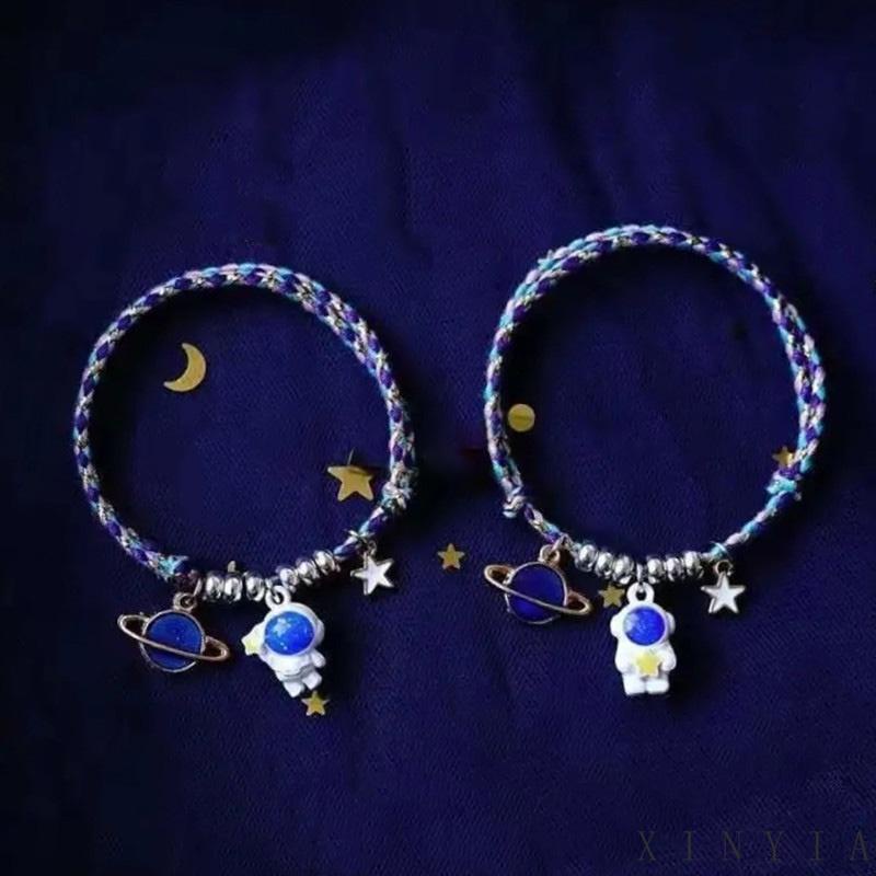 Xia.id Gelang Tangan Karet Aksen Bintang / Bulan / Astronot Untuk Pasangan / Pria / Wanita