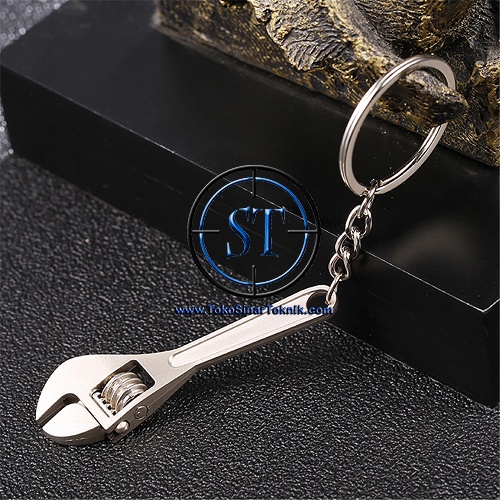 Key chain - Gantungan Kunci Inggris Keychain Mainan Wrench Alat Tukang Kado Hobi Mini Unik Bahan Logam