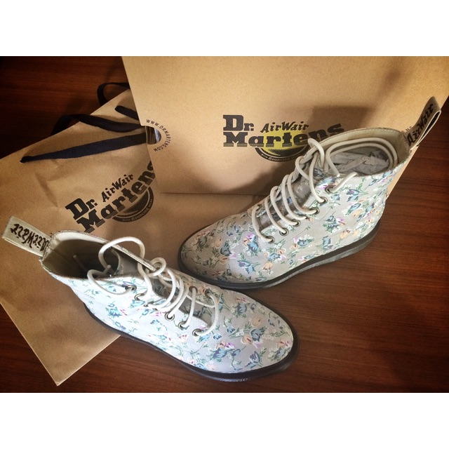 [100% ORI] Dr Martens Floral Canvas Boots (baca deskripsi)