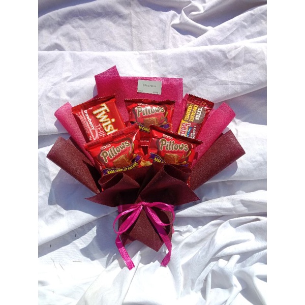 Bucket Snack merah buket Snack buket jajan hadiah hampers