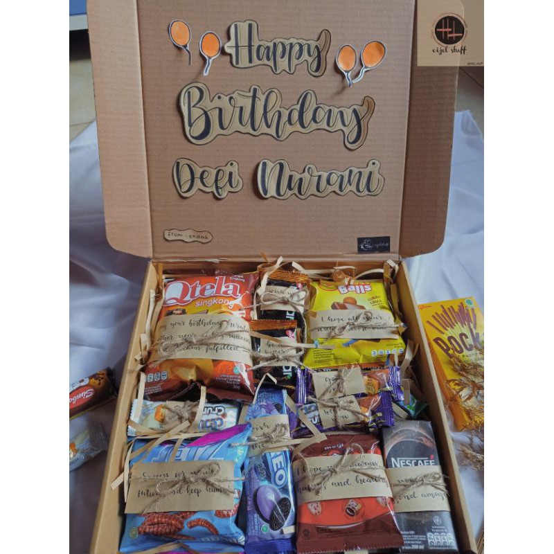 

KADO WISUDA/ KADO ULTAH SNACK BOX