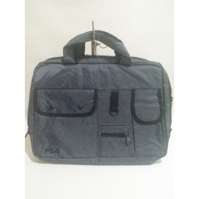 Preloved tas laptop, laptop bag, tas bekas, tas seken, tas laptop