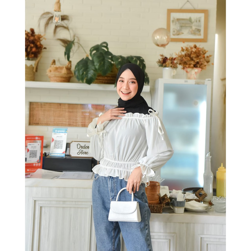 Willy top blouse / atasan blus wanita