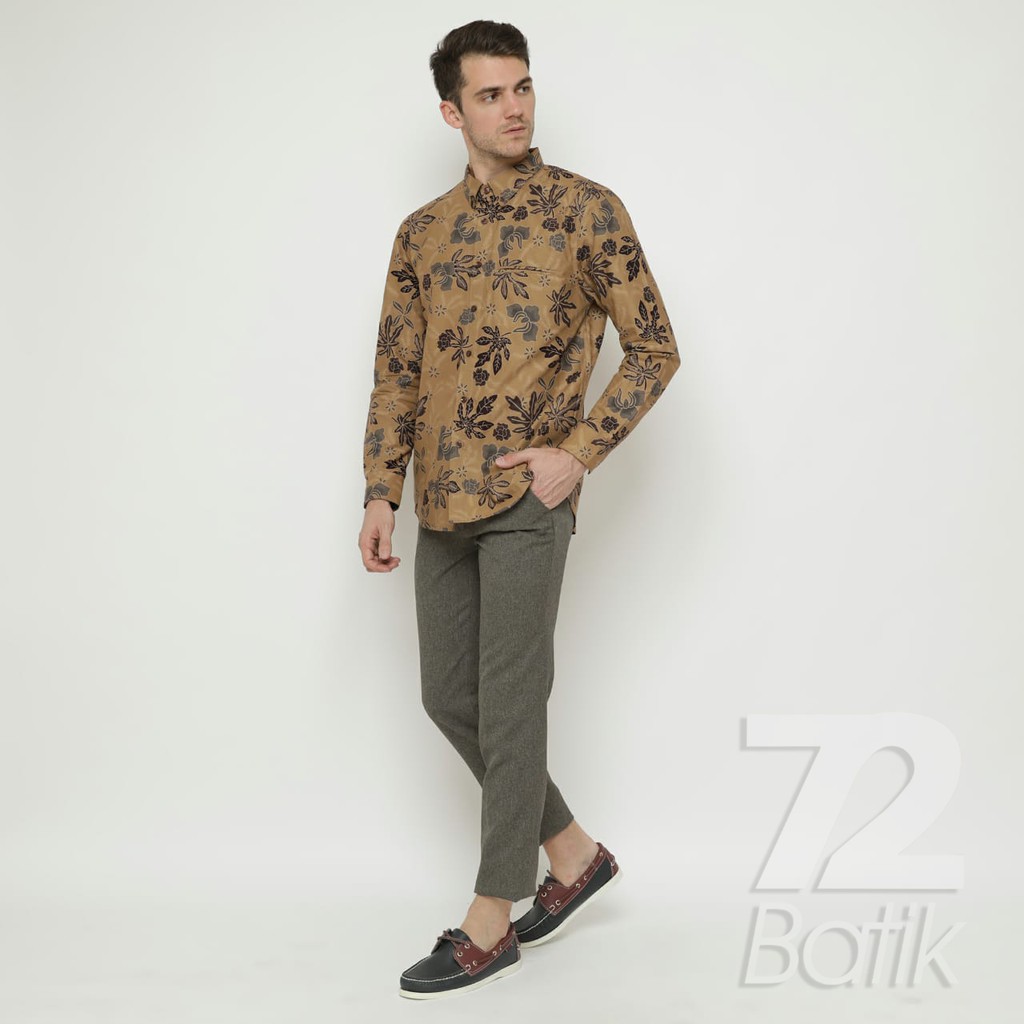 KEMEJA BATIK PRIA Lengan Panjang Premium Motif Daun Pepaya Coklat Choklat Cokelat 728094 Cap 72 - Baju Kemeja Atasan Pakaian Setelan Batik Pria Cowok Laki Laki Remaja Keluarga Kantor Lengan Panjang Modern Slimfit Slim Fit Premium Kekinian