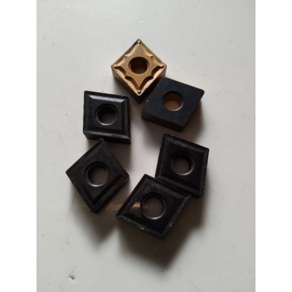 INSERT, PAHAT BUBUT CNMG 1204 CARBIDE