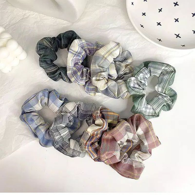 SCRUNCHIE IKAT RAMBUT ALA KOREA / RANDOM