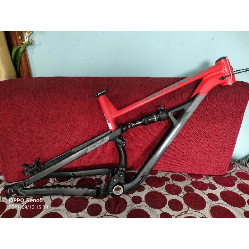 FRAME SISKIU D5