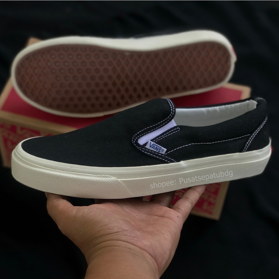 (BAYAR DITEMPAT) VANS SLIP ON OG BLACK WHITE