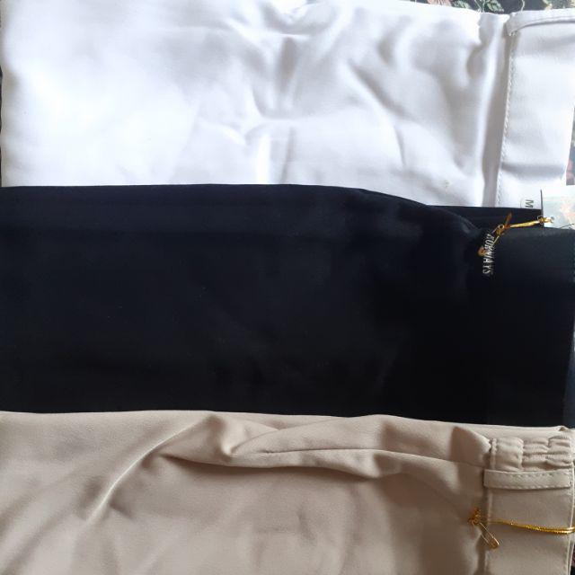 Rok Dasar Kurnia Ys. Pinggang Karet Ukuran standar (S,M,L,XL)-Hitam