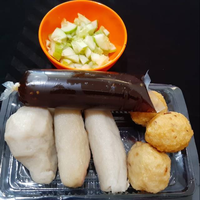 

Pempek Palembang paket sedang
