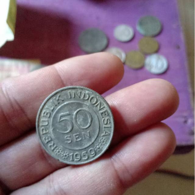 Uang koin 50 sen asli
