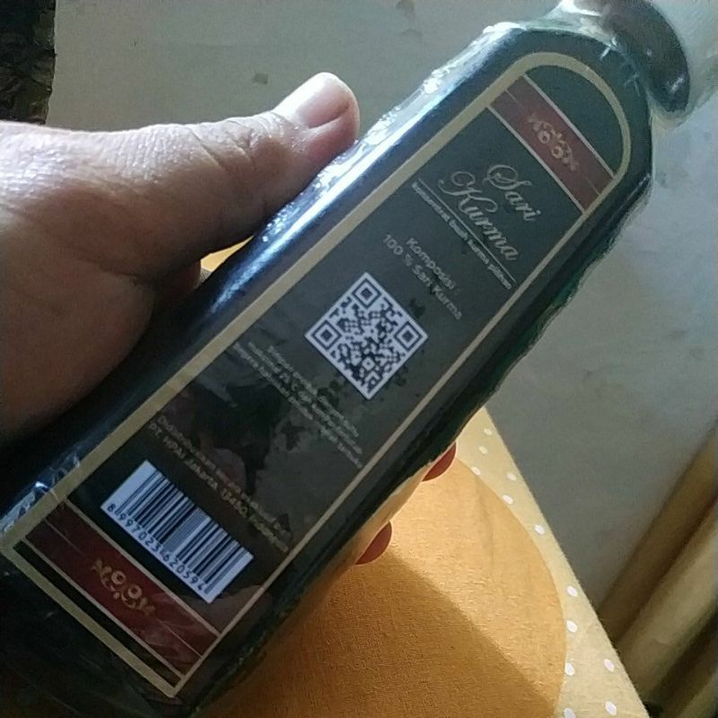 

SARI KURMA ADUHAI BUAT MBAK BERLIANA