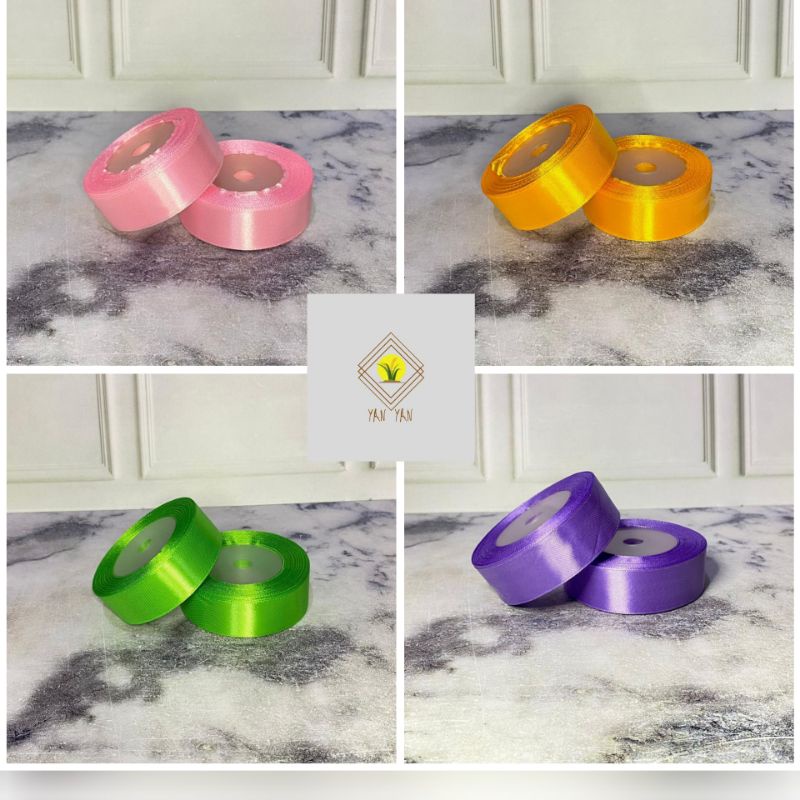 

PITA SATIN POLOS 1 INCH2.5 CM SATEEN KAIN HIASAN KADO SOUVENIR HAMPERS BAG PARCEL 18 METER ( 1 ROL )