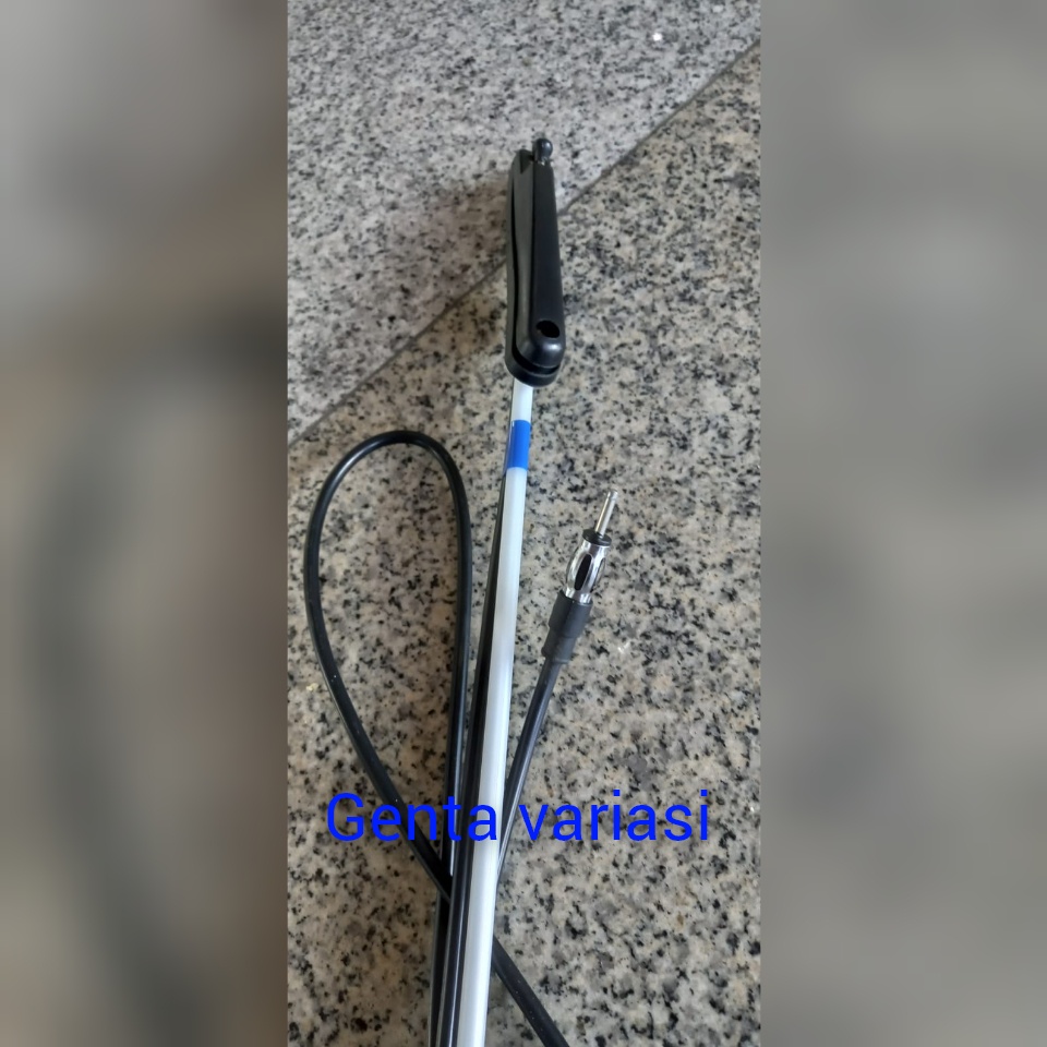 Antena Mobil / Antena Radio Mobil Toyota Avanza Lama