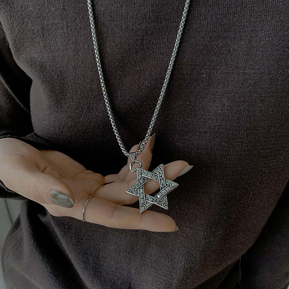 Needway  Vintage Men's Necklace Cold Locomotive Accessories Six-pointed Star Necklace Wind Male Geometric Personality Simple Hip Hop Fashion Jewelry/Multicolor