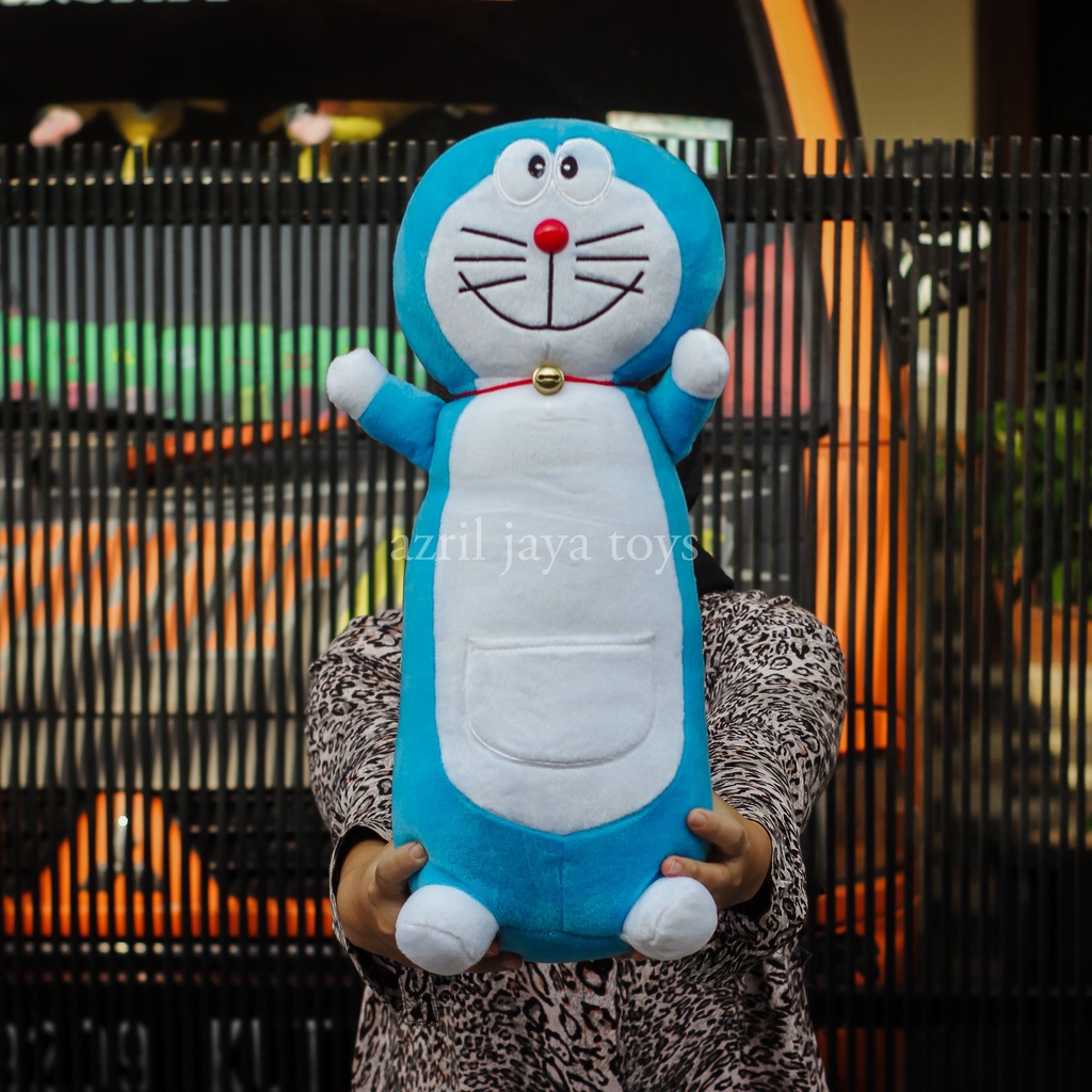 Boneka Guling Karakter Doraemon XL 40 Cm