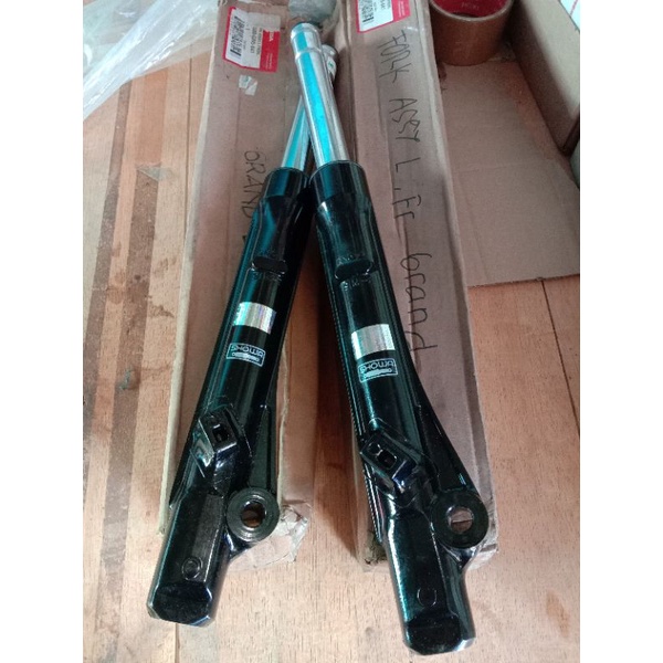 sok depan Assy sokbeker depan Assy skok depan set sokbreker depan Assy set Honda Astrea grand prima 