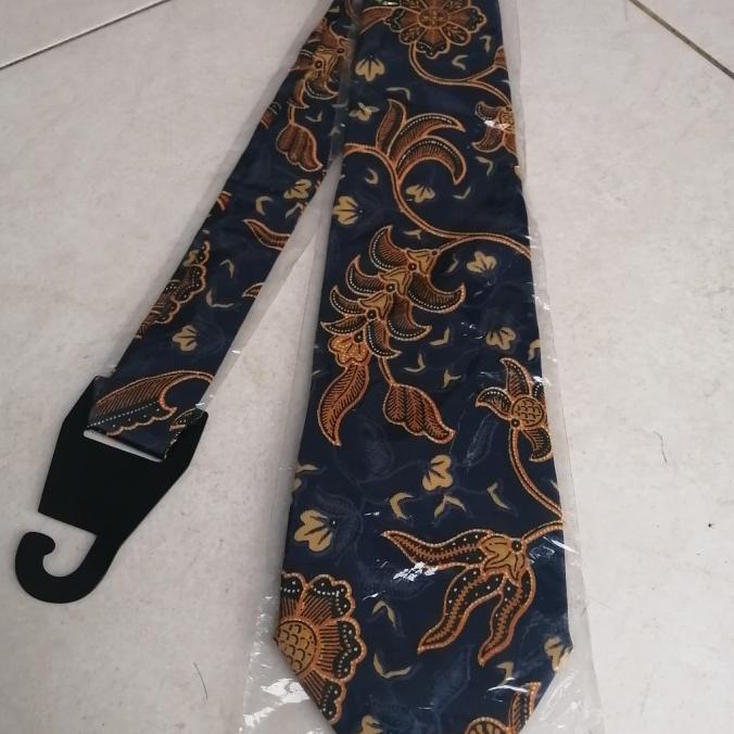 Dasi Batik Danar Hadi