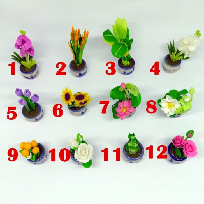 Hiasan Bunga dan Pohon Mungil Mini Clay Plastik dengan Vas Cantik