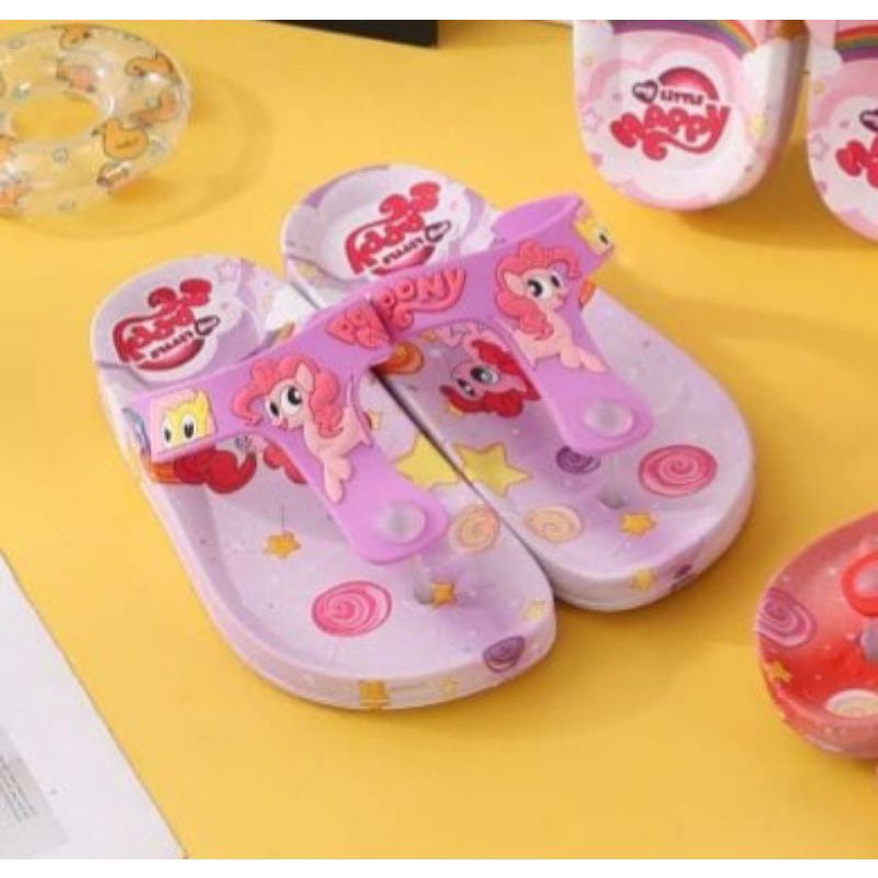 SANDAL JEPIT  ANAK PEREMPUAN MOTIF UNICRON IMPORT