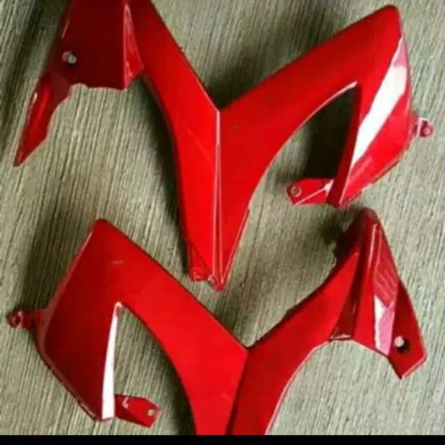 Body sayap satria Fu facelift, merah