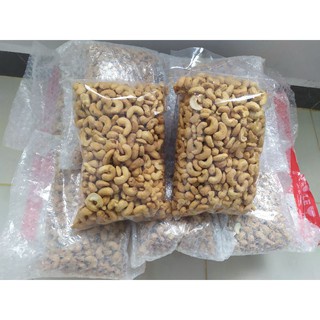 

Kacang Mede Mentah Utuh ASLI DARI BALI LANGKA 1 Kg - Cashew Mete Mente
