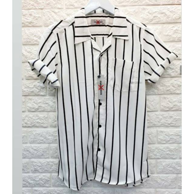 Jafa19 Kemeja Stripe Putih Stripes Salur Garis Garis Kemeja Motif Lengan Pendek Vintage Merk Random