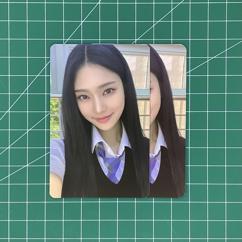 SPC STEREOTYPE ISA STAYC OFFICIAL PHOTOCARD PC