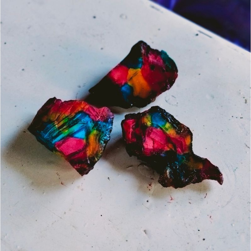 bahan batu rubah pelangi