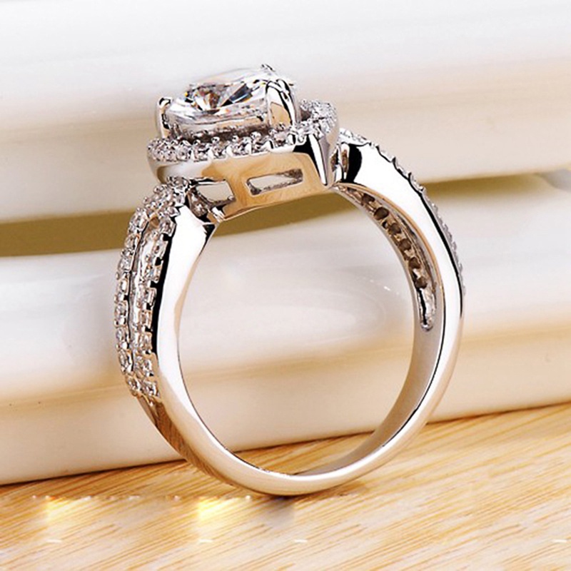 Cincin Bentuk Tetesan Air Bahan Cubic Zirconia AAA Untuk Wanita