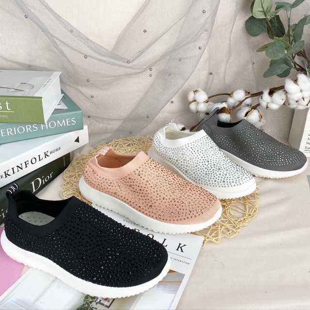 Sneaker 889 sepatu wanita import