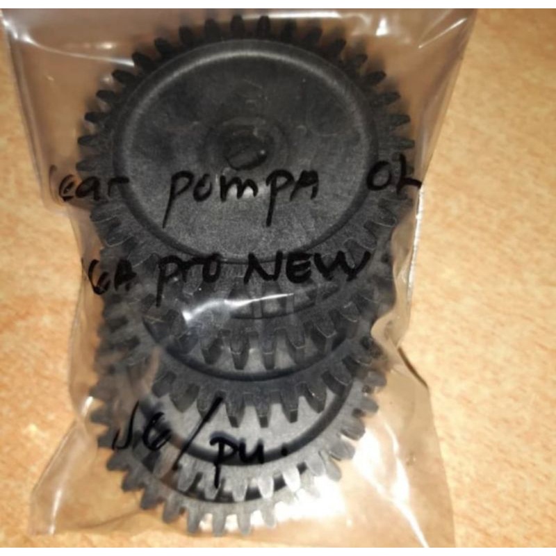 GEAR POMPA OLI MOTOR MEGAPRO NEW ASLI
