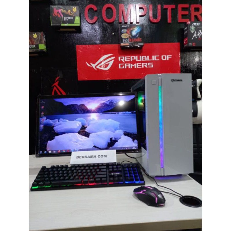 Pc gaming core i7 ram 16 gb monitor 22 in siap pakai