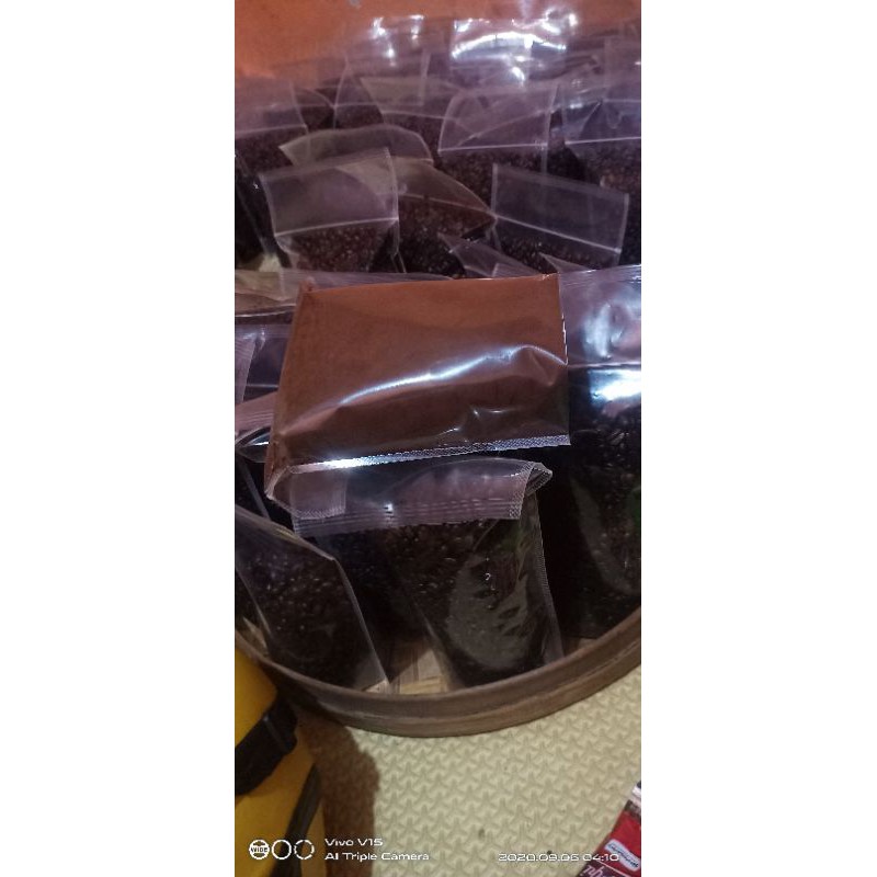 

bubuk kopi robusta dampit 200gr