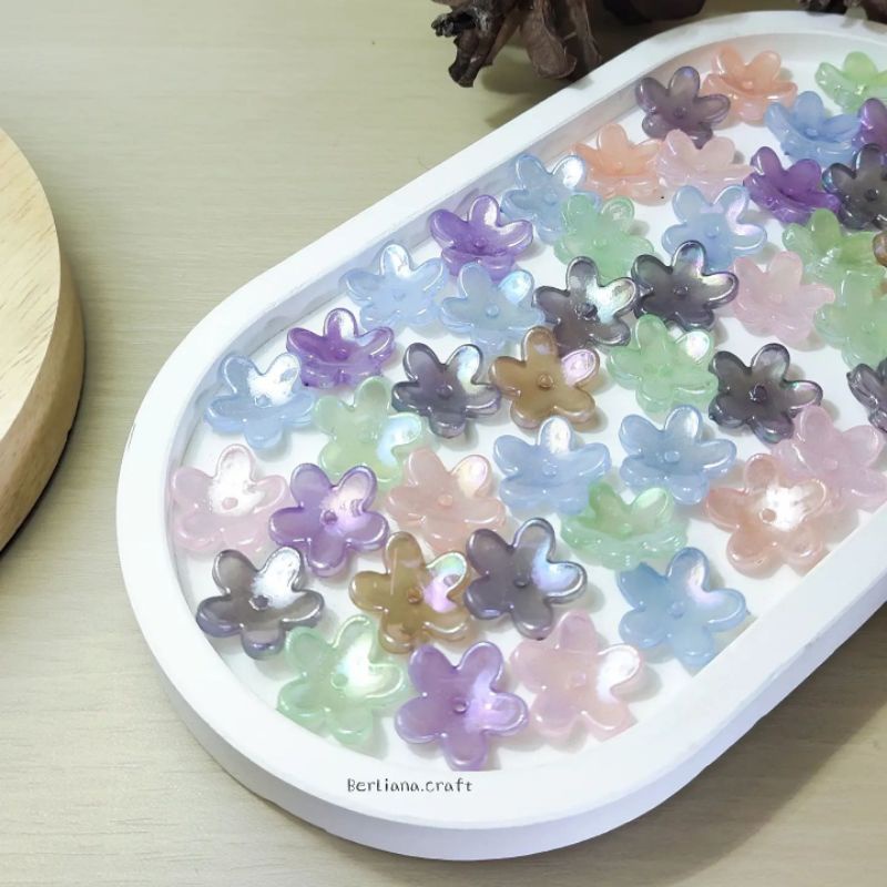 (+- 37 pcs) Mote Kelopak Daisy Pastel AB