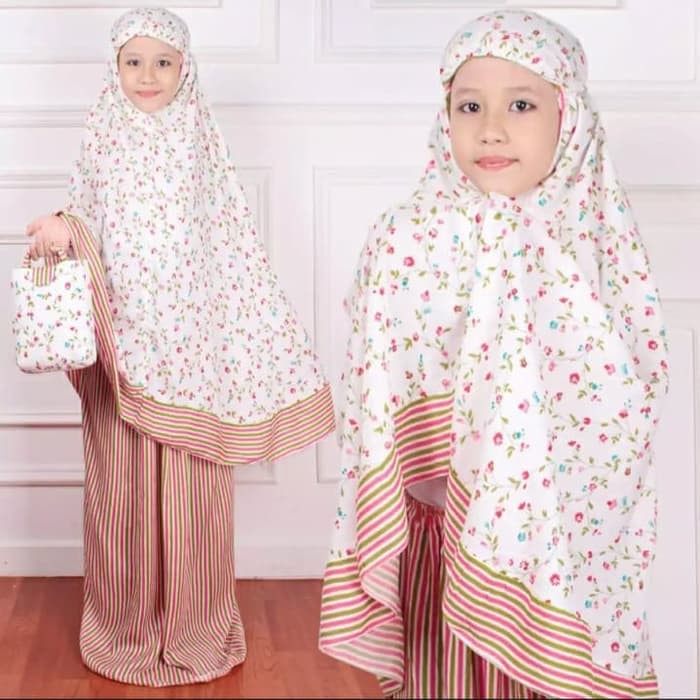 Mukena Dewasa / Rukuh Murah / Terbaru / Casanova Silky / 2020 Y RM615  Bali Anak Helena