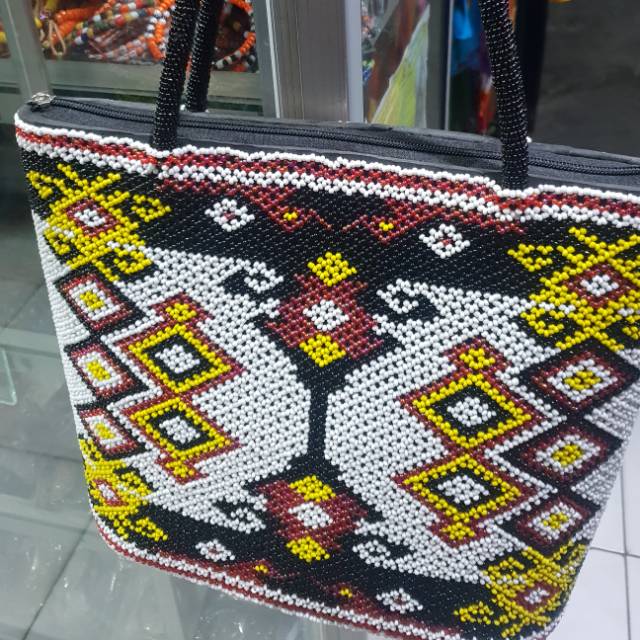 Tas manik kalimantan