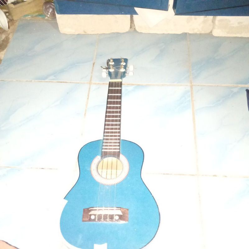 kentrung/gitar kecil