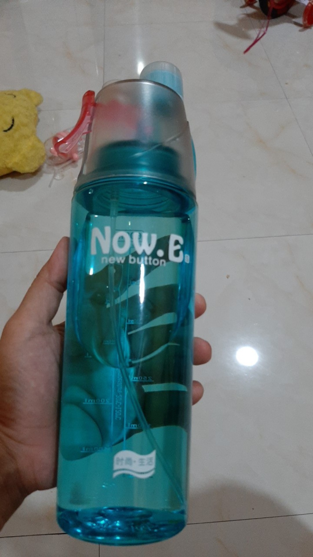 Botol Minum Plastik Portable Anti Bocor S36323-4-2 600ml Ada Sedotan Kualitas Tinggi