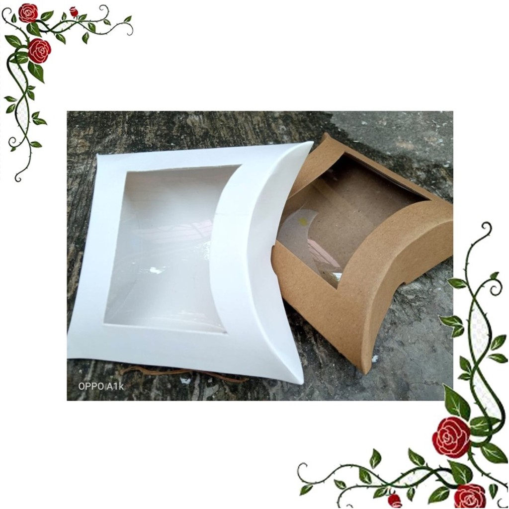 

PILLOW BOX + MIKA / PILLOW SOUVENIR / BOX SOUVENIR /PACKAGING SOUVENIR isi 10 pcs