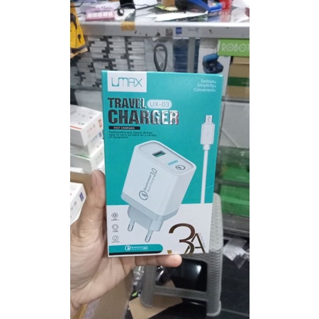 CHARGER UMAX UX-03 3A