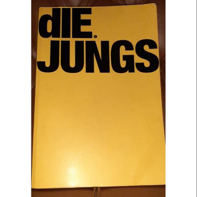DIE JUNGS EXO PHOTOBOOK