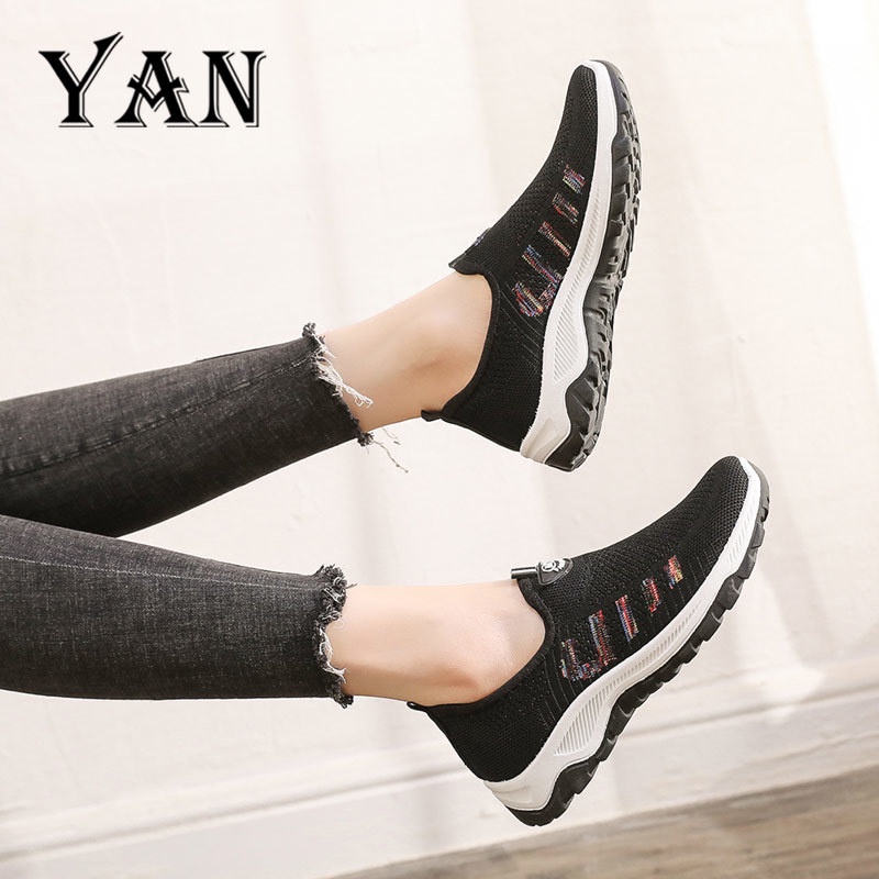YAN Sepatu Wanita Sepatu Slip On Bernapas Sepatu Sneakers Wanita