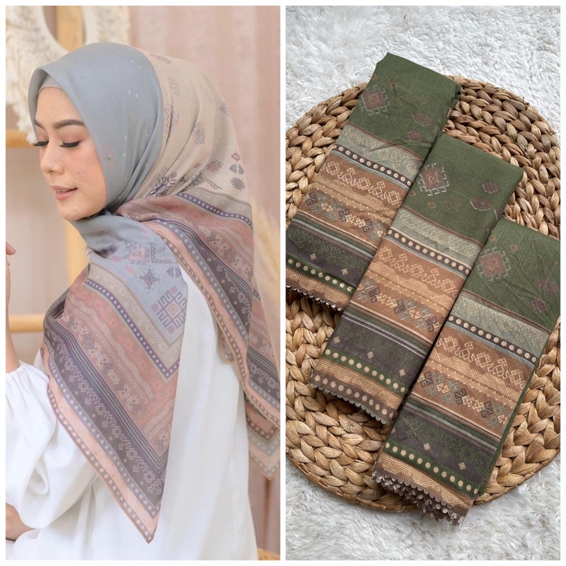 251- 300  Hijab segiempat voal motif-297