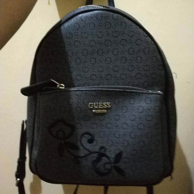 Guess ransel preloved