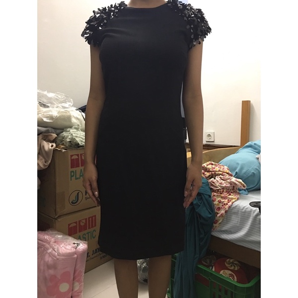 dress hitam wanita lengan pendek, glamour merek michael kors PRELOVED